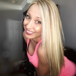 Meet your Posher, Rebekah